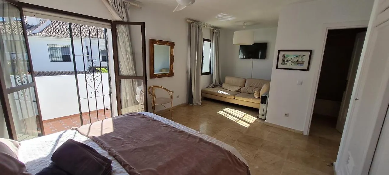 Maison Marbella Proche De La Mer Holiday home